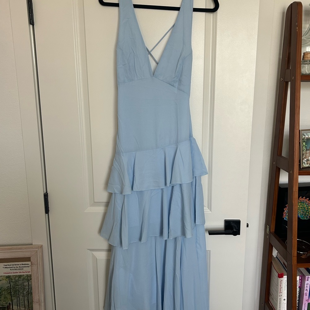 Elegant Light Blue Sleeveless Dress